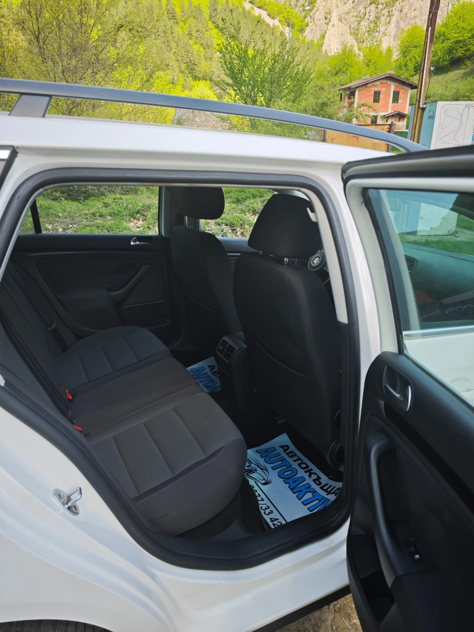 VW Golf 1.6TDI Blue Motion - изображение 8