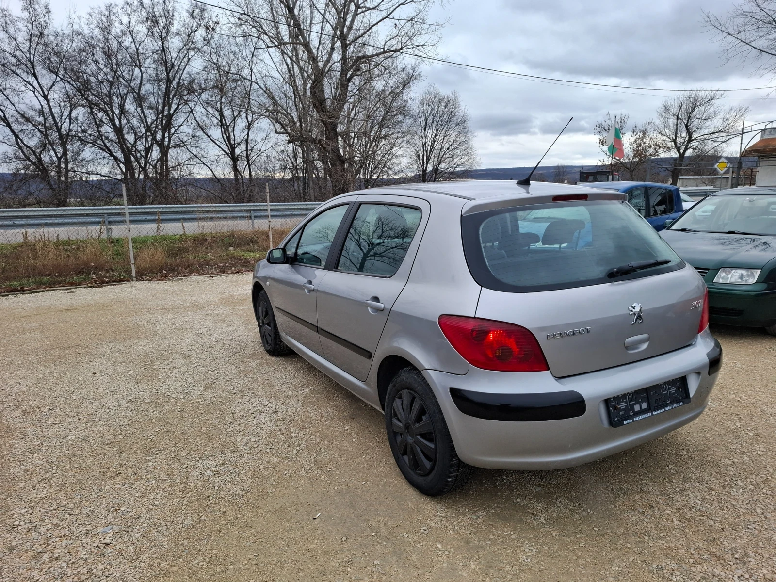 Peugeot 307 1.4 - изображение 4