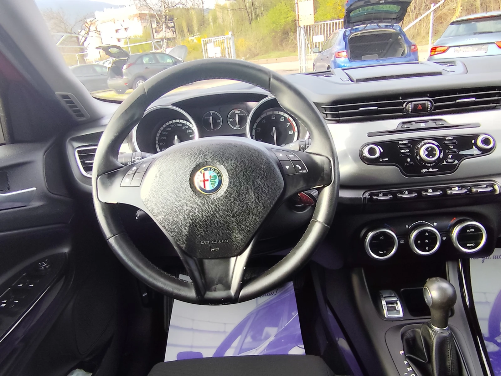 Alfa Romeo Giulietta 1.4i* LED* АВТОМАТИК* NAVI* EURO5B* KLIMATRONIK*  - изображение 8