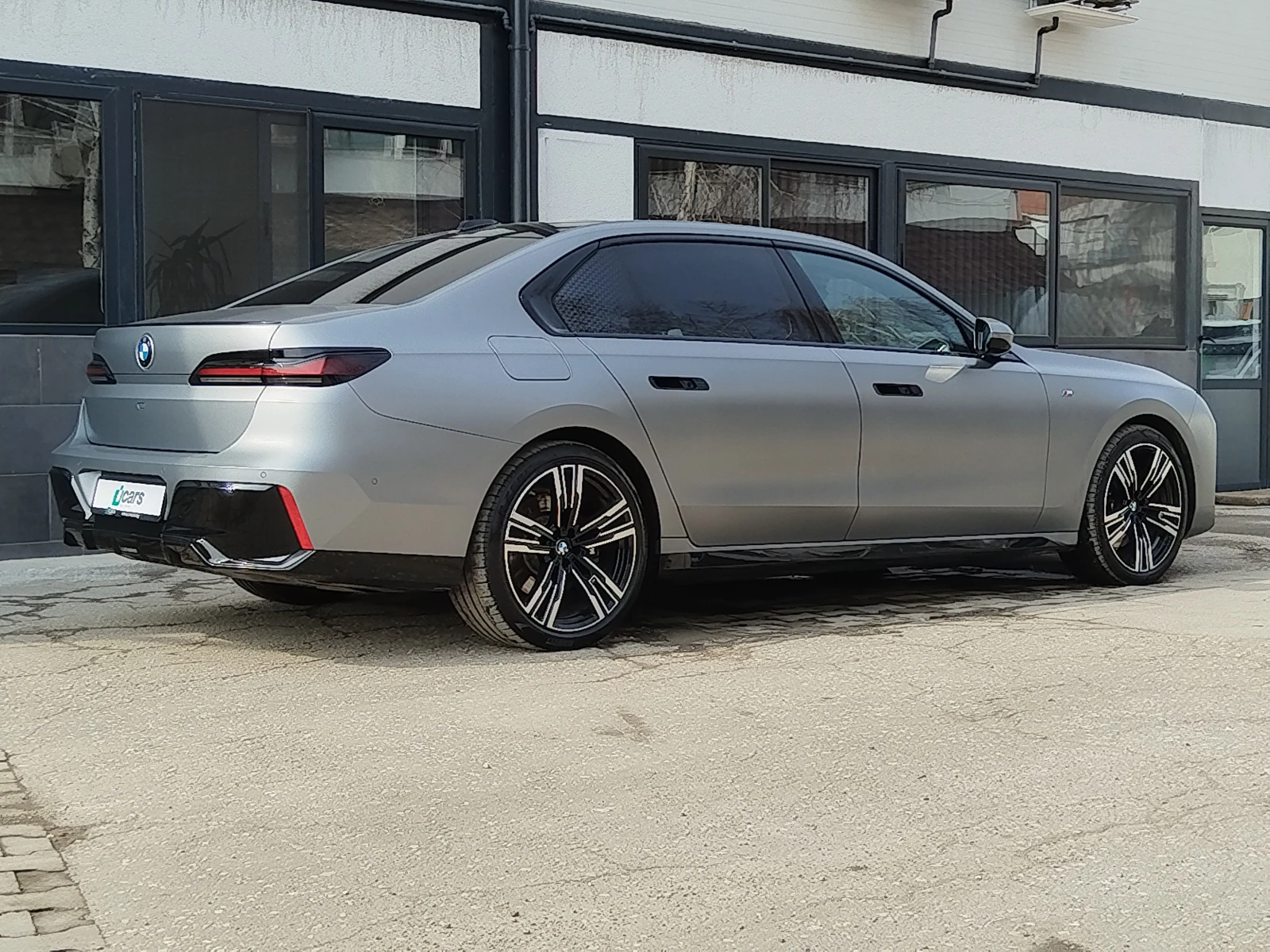 BMW 740 X Drive | Mobile.bg   17