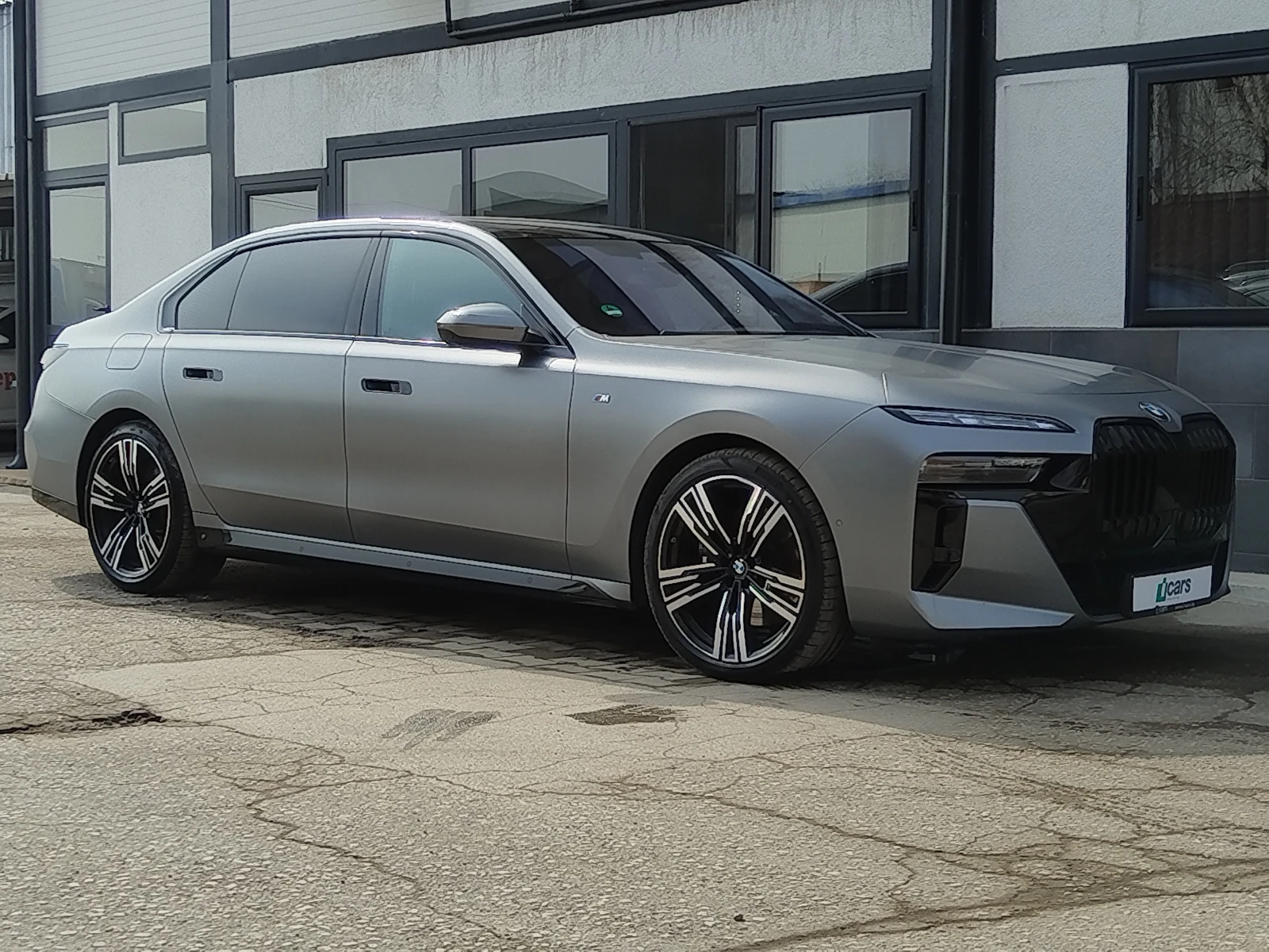 BMW 740 X Drive | Mobile.bg   15