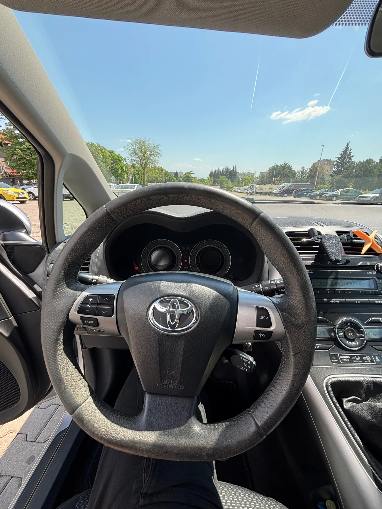 Toyota Auris 1.6 VVT-I - изображение 7