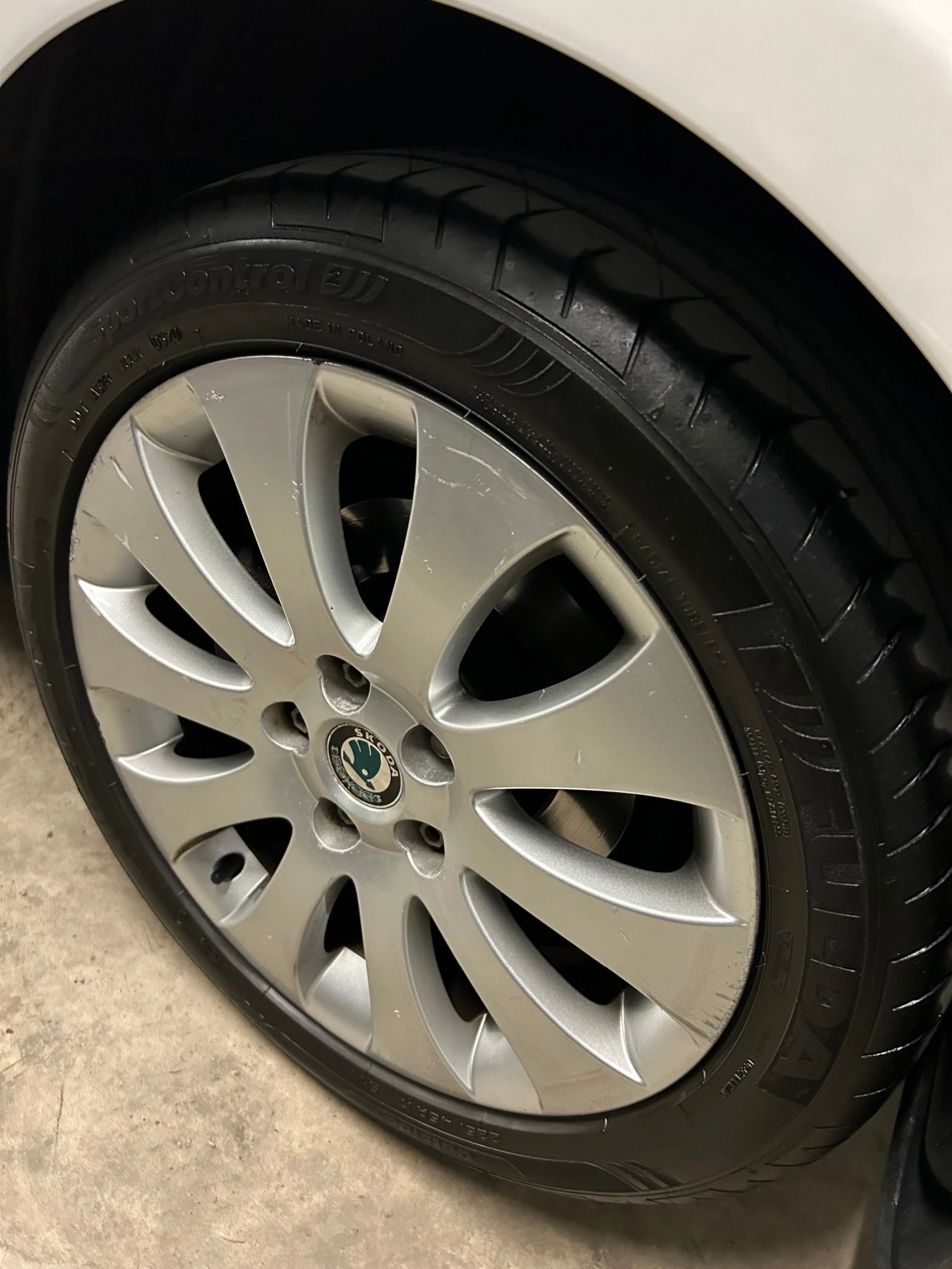 Skoda Superb  - изображение 6