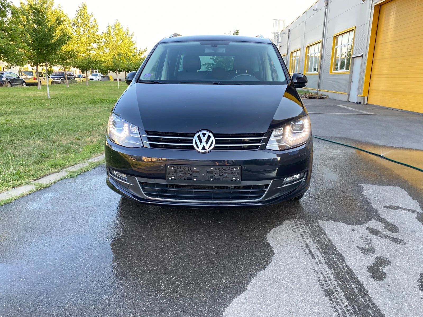 VW Sharan 2.0TSI DSG  - изображение 2