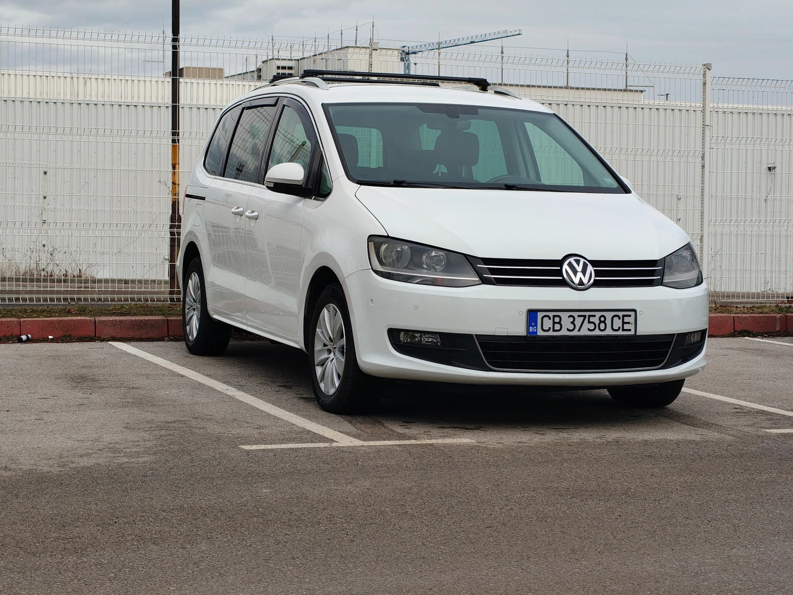 VW Sharan 2.0 TDI DSG - изображение 2