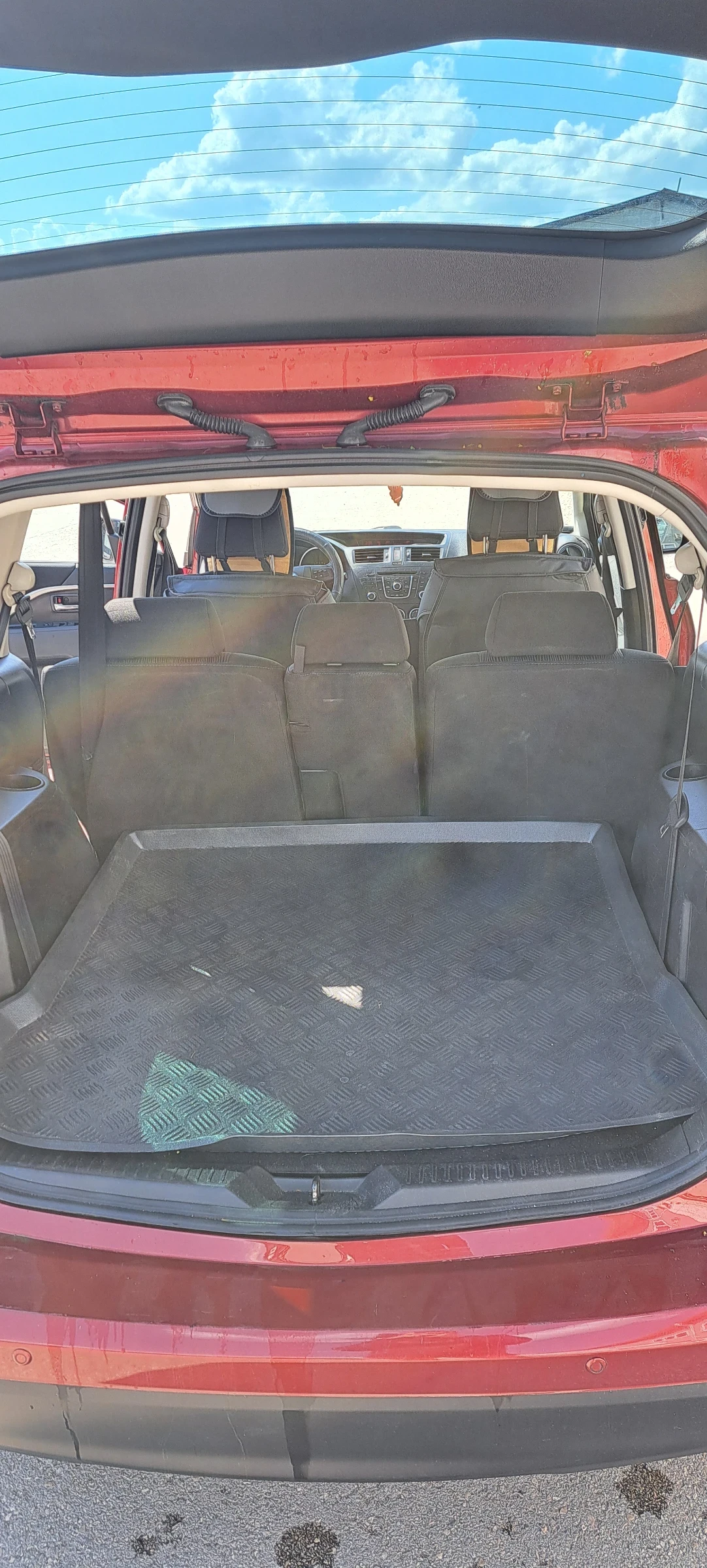 Mazda 5 5 - изображение 4