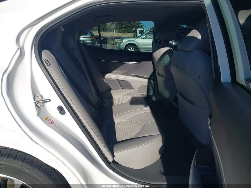 Toyota Camry 2.5L I-4 DI, DOHC, VVT, 203HP Front Wheel Drive | Mobile.bg   14