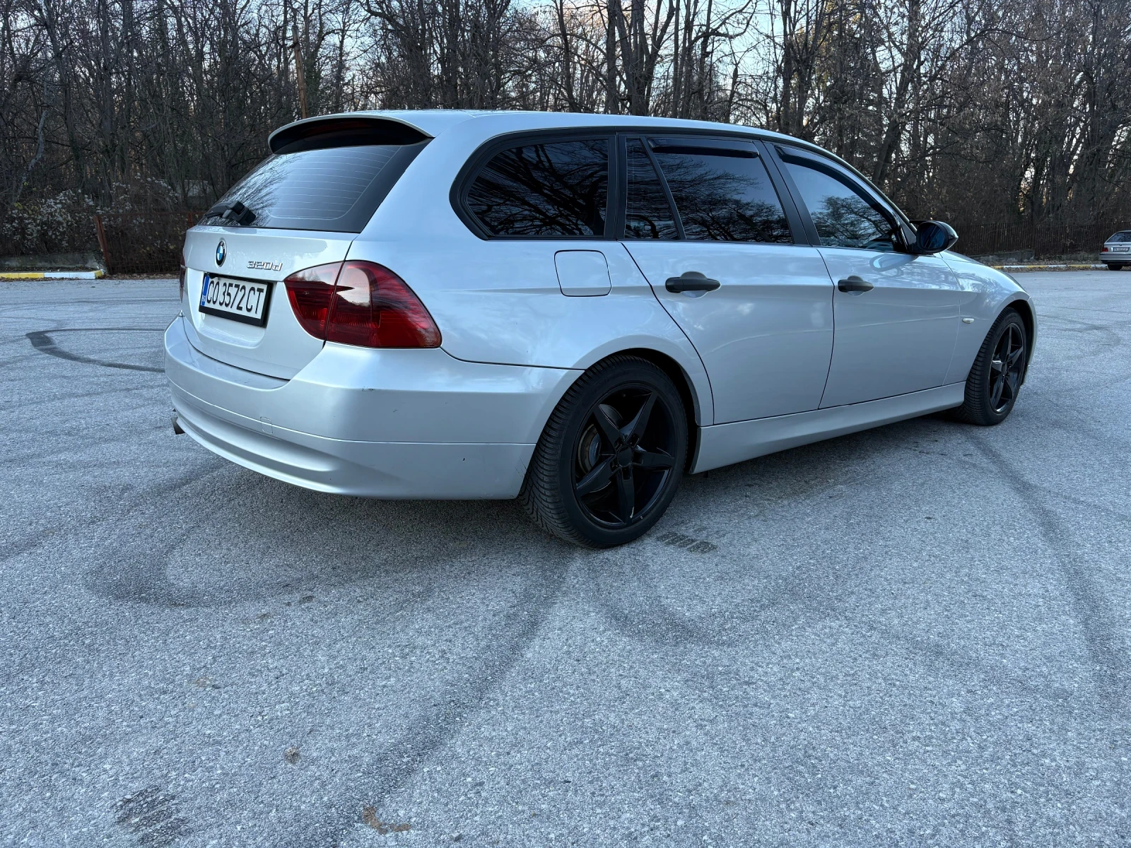 BMW 320  - изображение 2