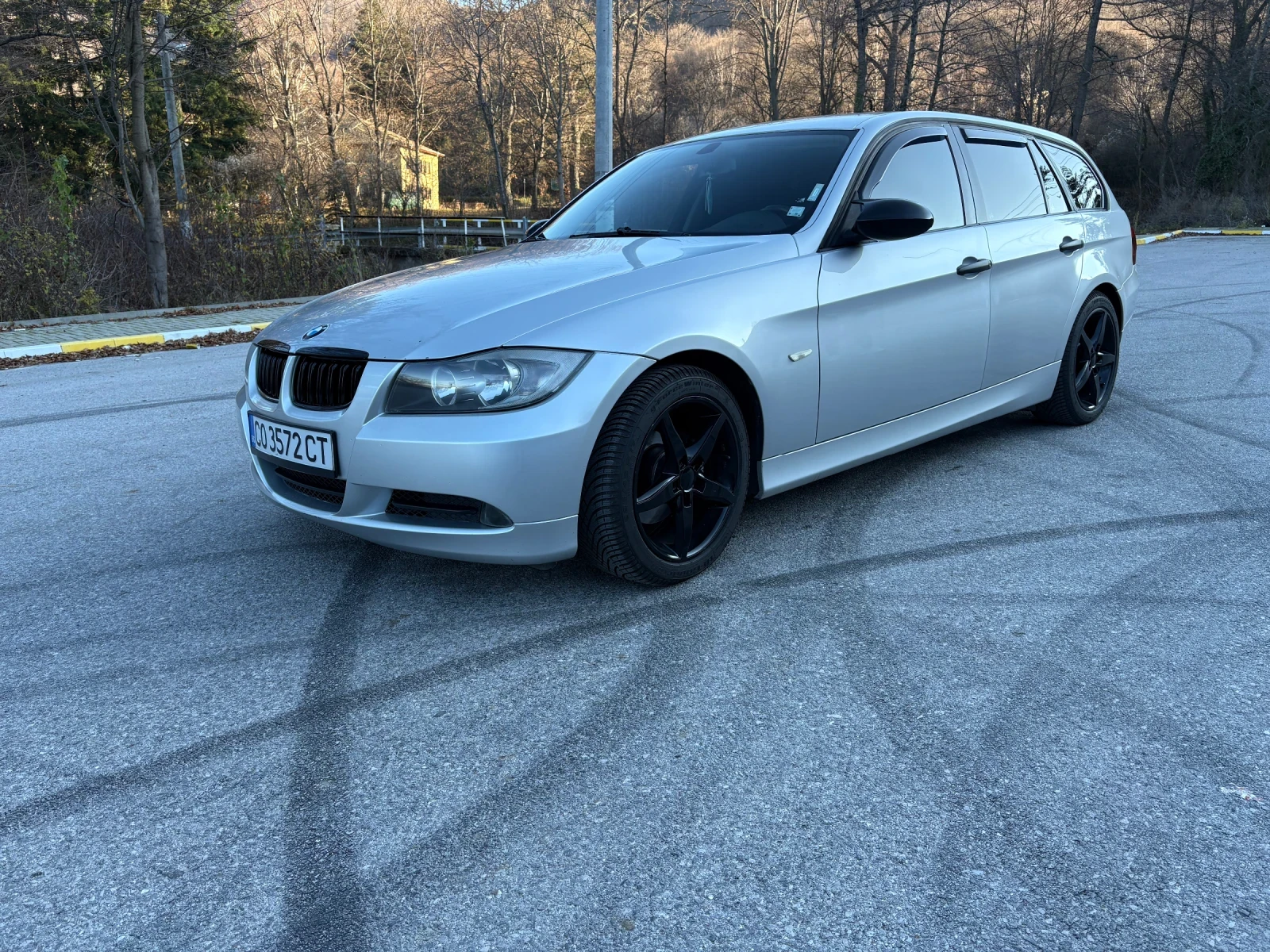 BMW 320  - изображение 4