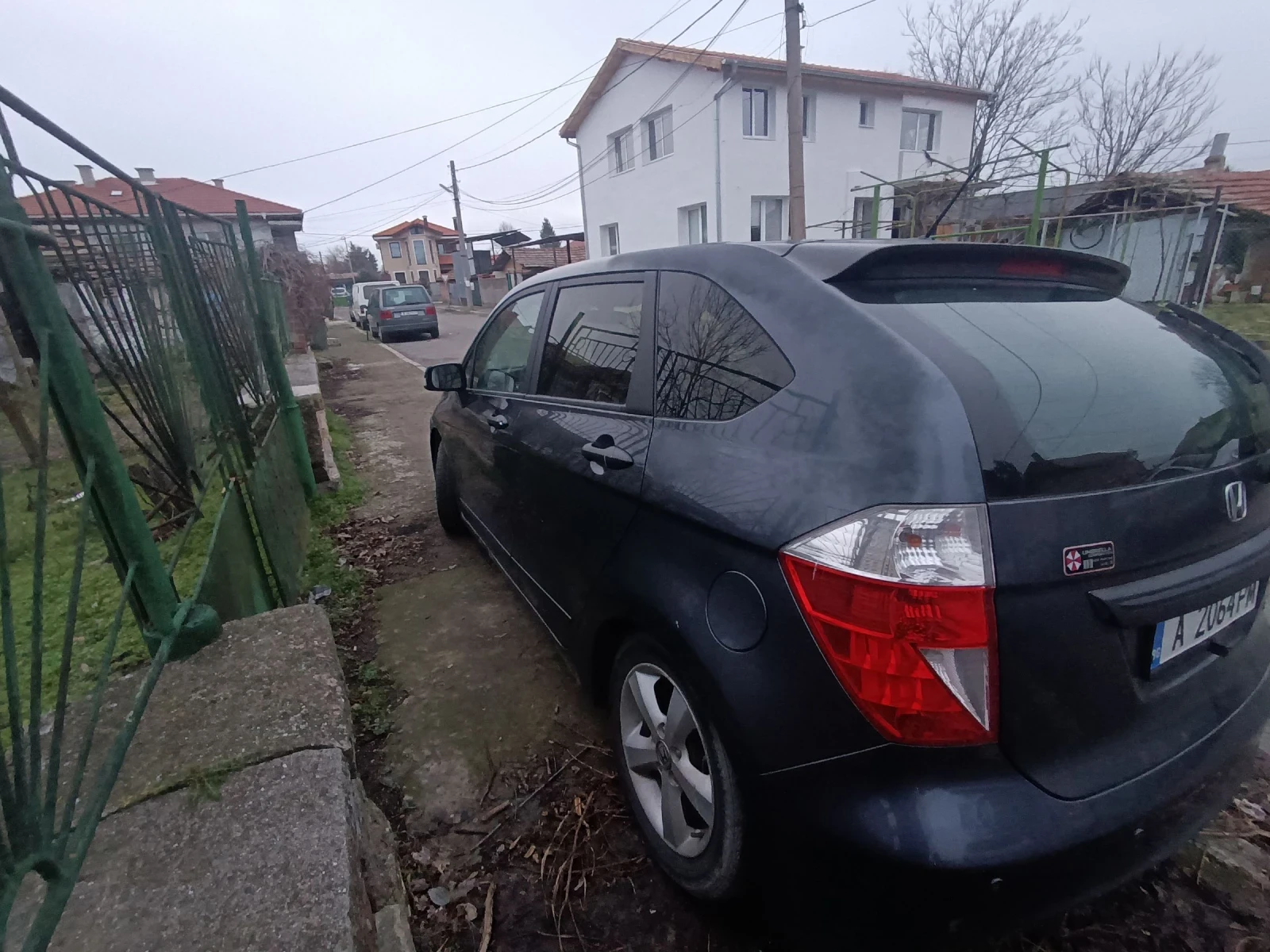 Honda Fr-v, снимка 5 - Автомобили и джипове - 53968322