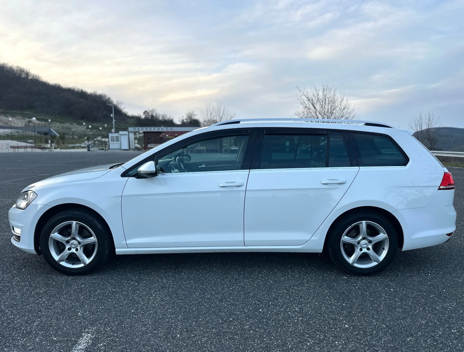 VW Golf Golf 2.0 TDI, снимка 4 - Автомобили и джипове - 53853043