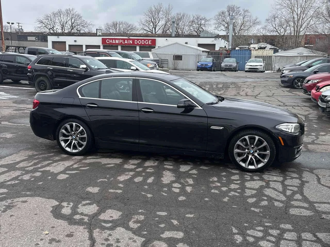 BMW 535 * xDrive * CARFAX * ПАНО * KEYLESS * HARMAN KARDON, снимка 3 - Автомобили и джипове - 53924700