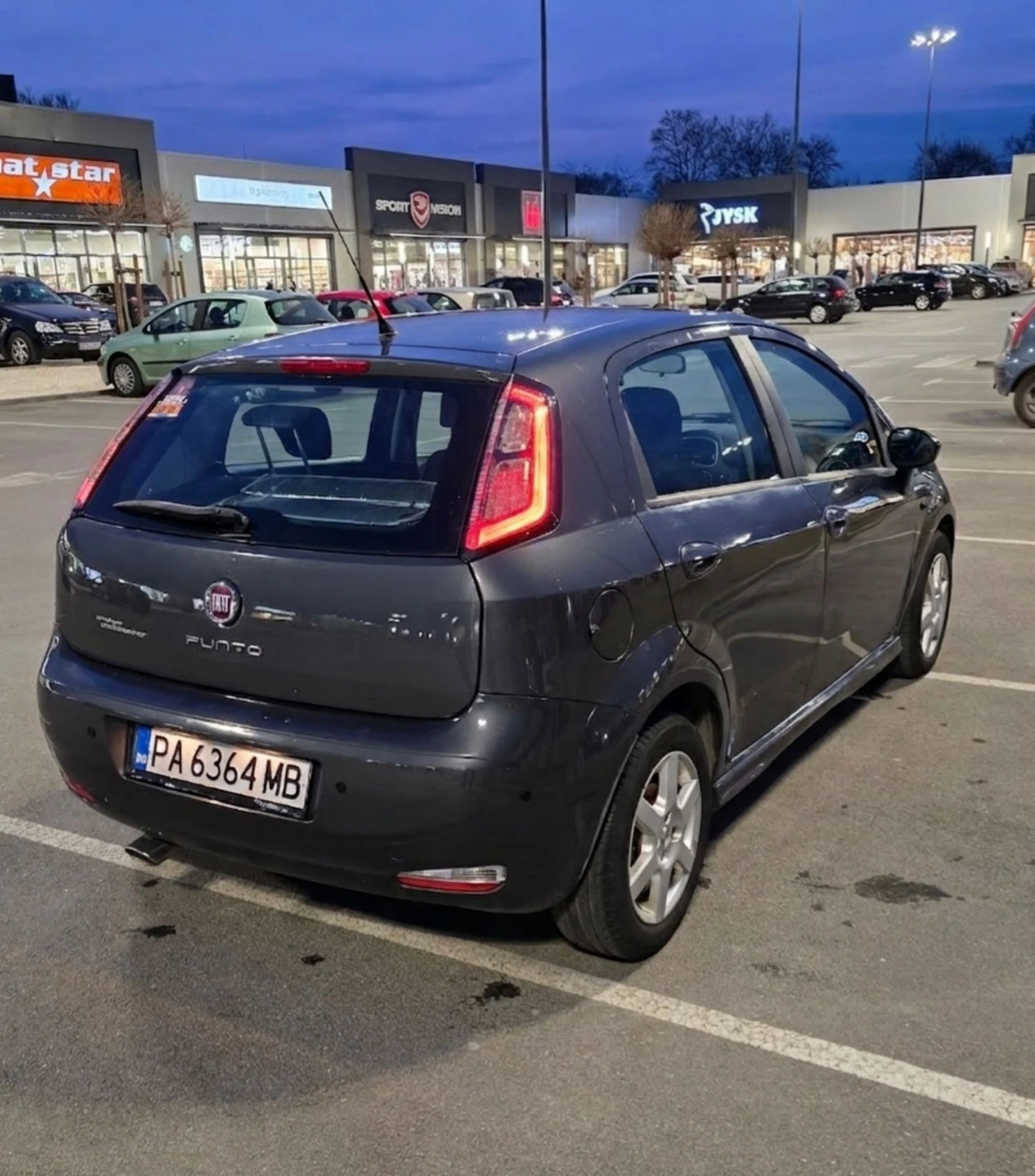 Fiat Punto, снимка 5 - Автомобили и джипове - 53951491