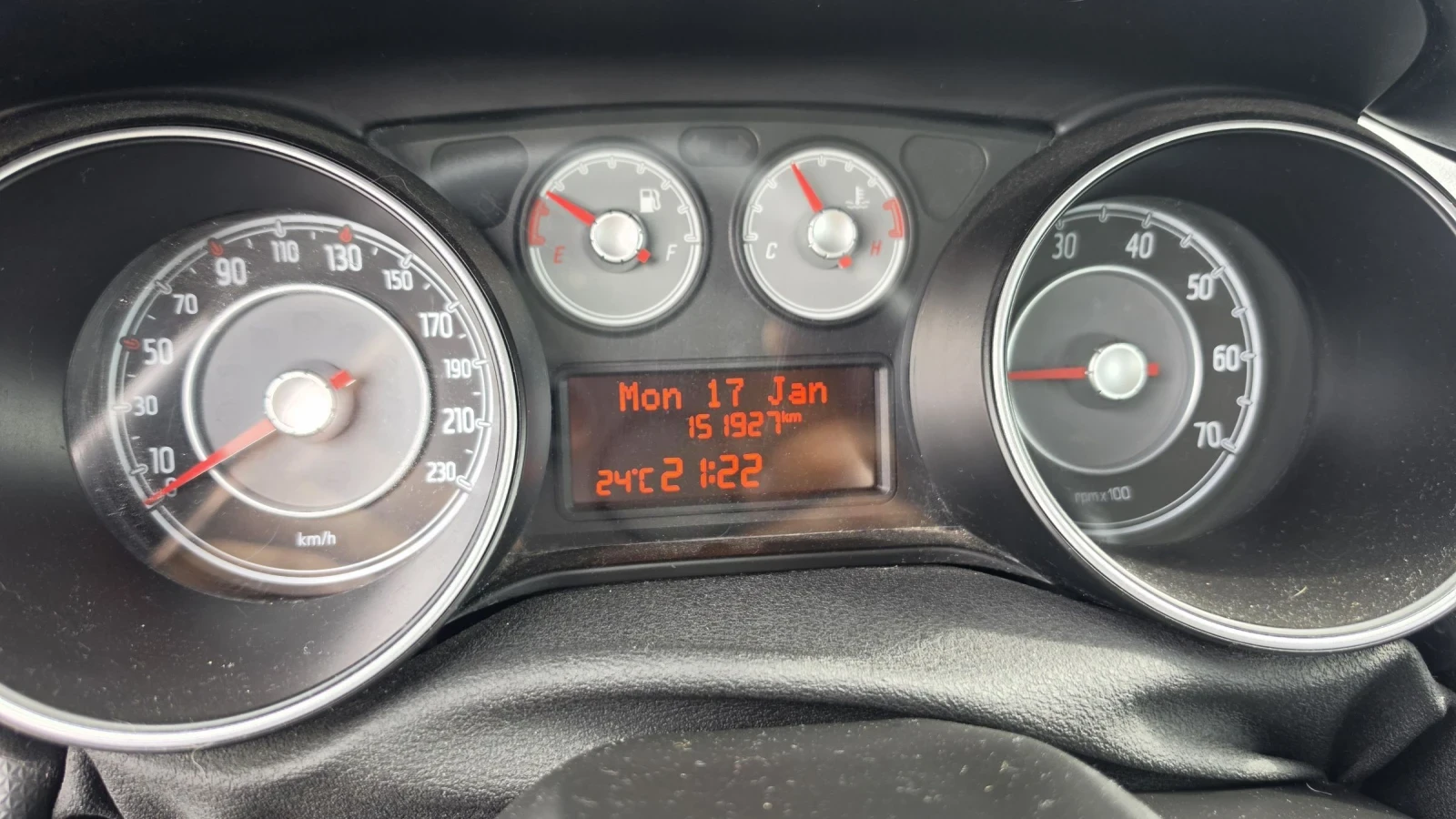 Fiat Punto, снимка 6 - Автомобили и джипове - 53951491