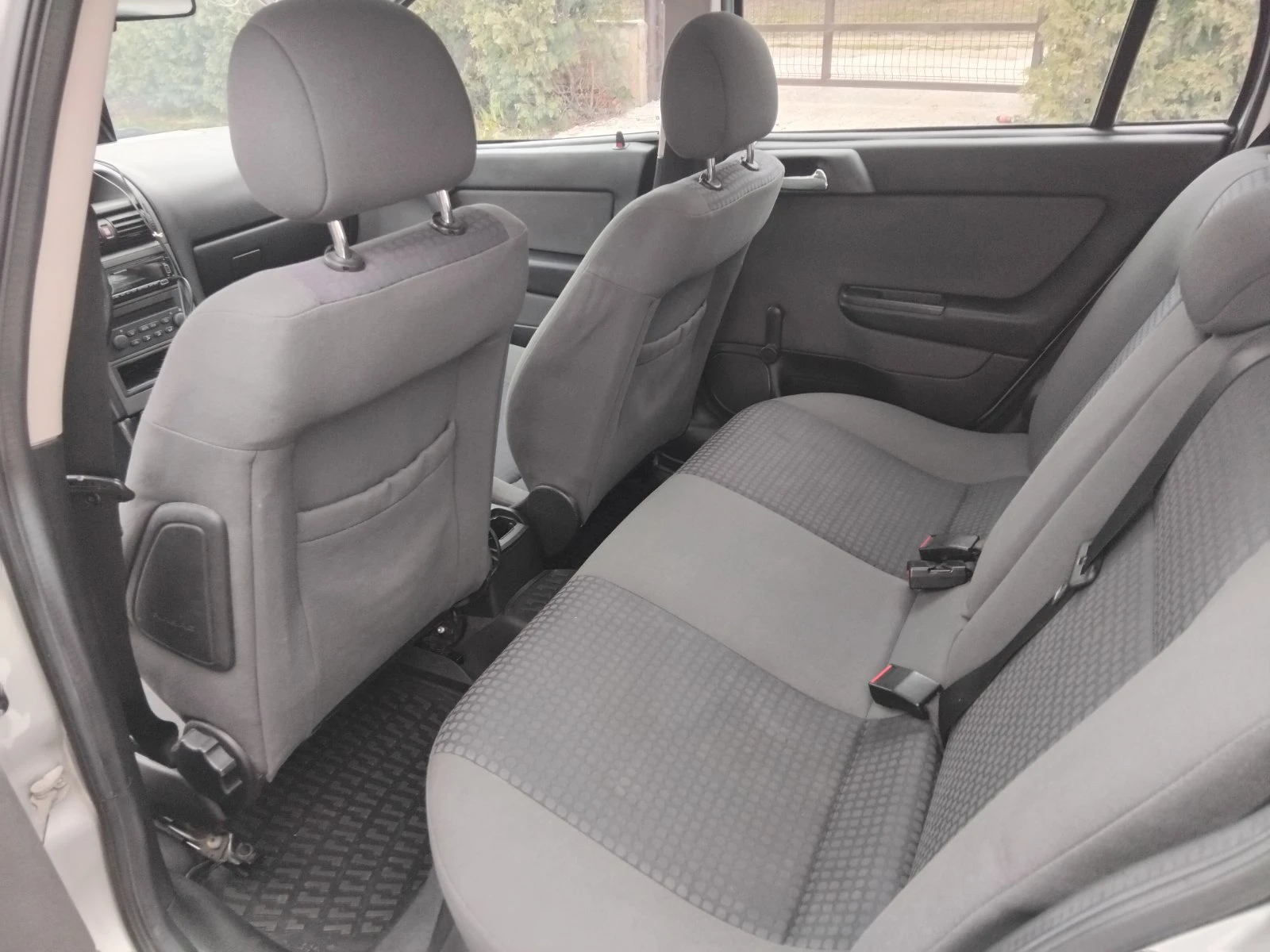 Opel Astra, снимка 10 - Автомобили и джипове - 53951381