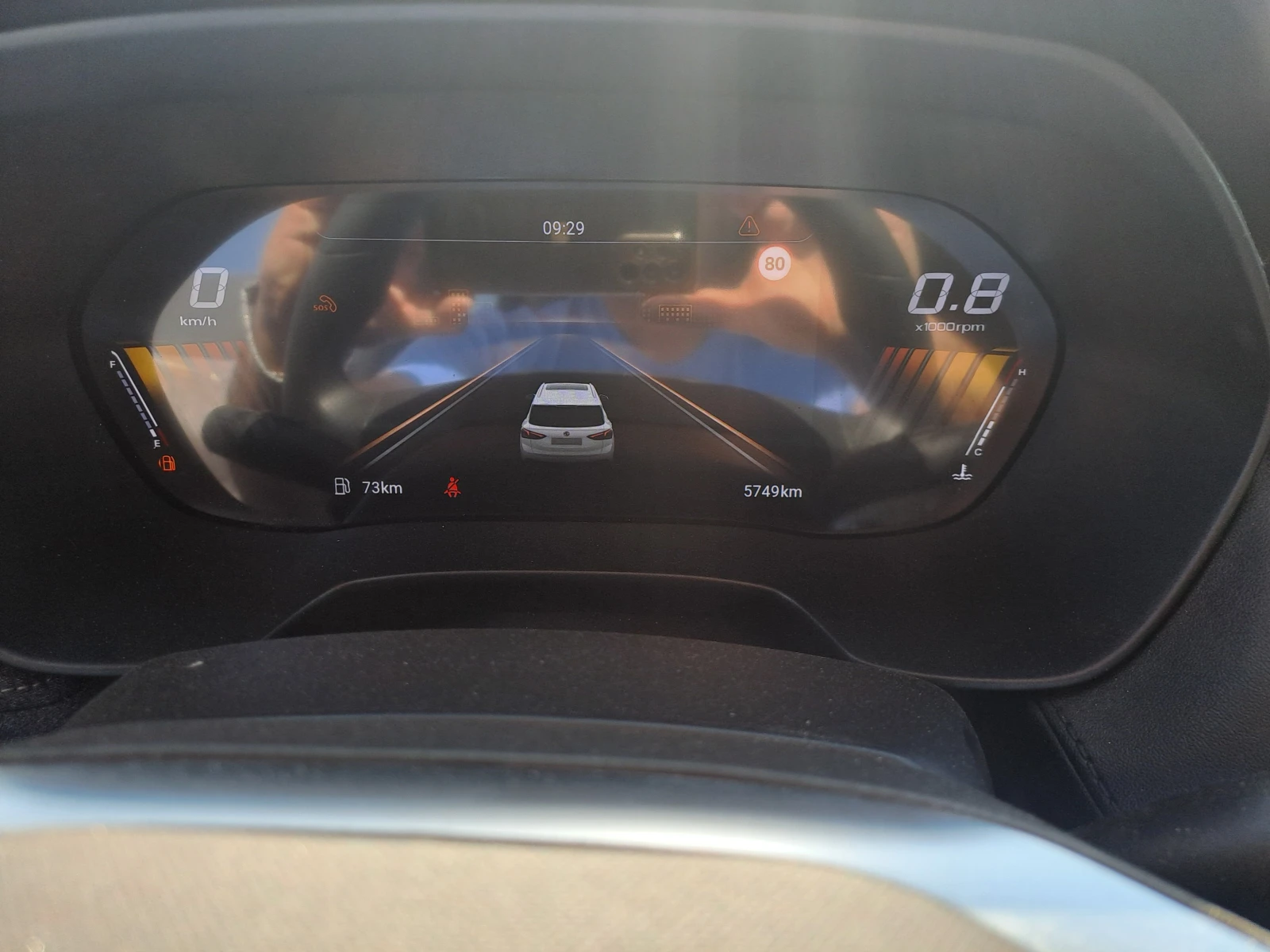 Mg Zs 1.5i 5700kм , снимка 12 - Автомобили и джипове - 54066128