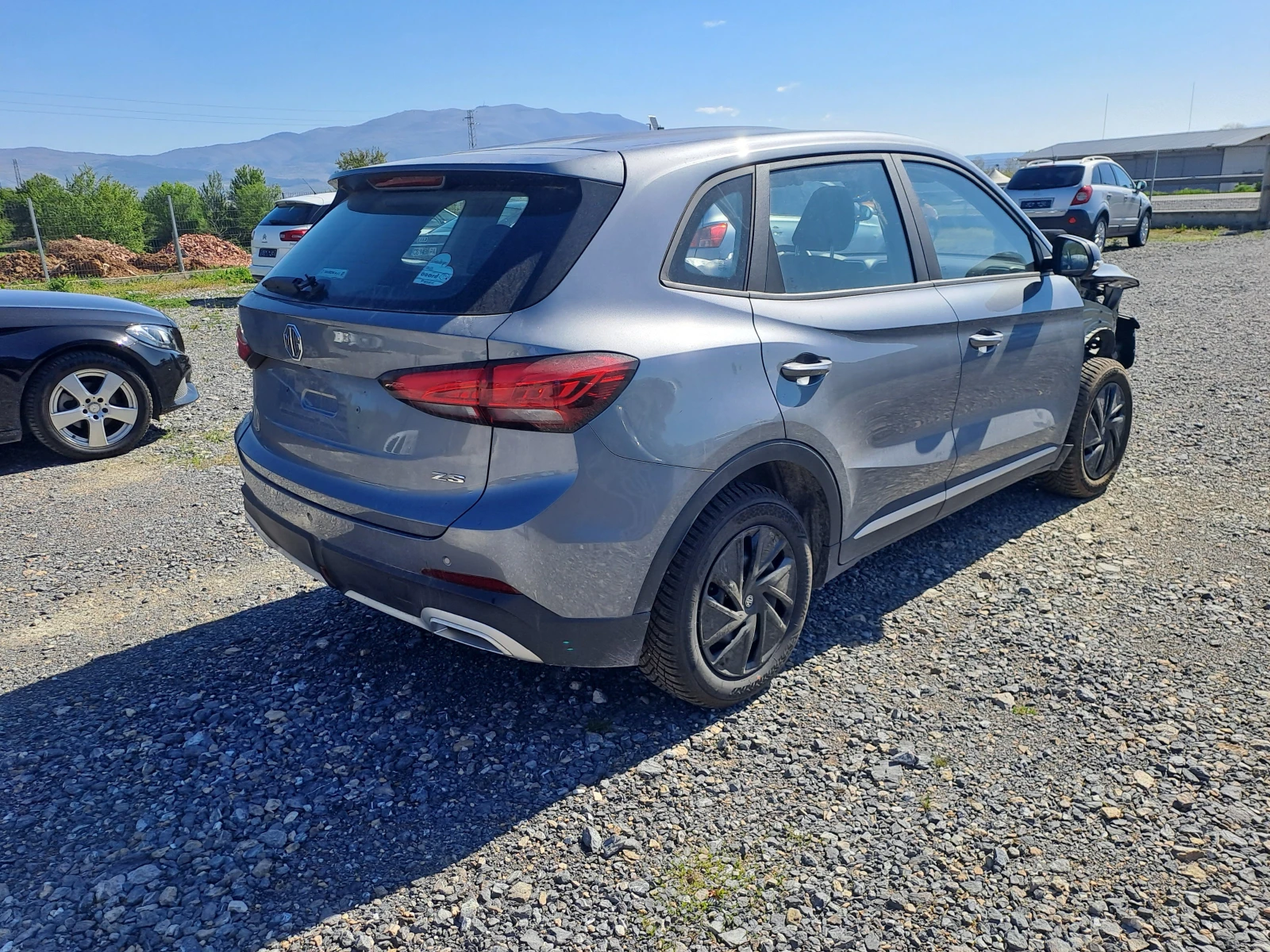 Mg Zs 1.5i 5700kм , снимка 4 - Автомобили и джипове - 54066128