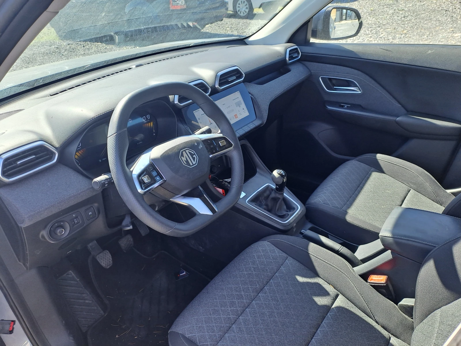 Mg Zs 1.5i 5700kм , снимка 6 - Автомобили и джипове - 54066128