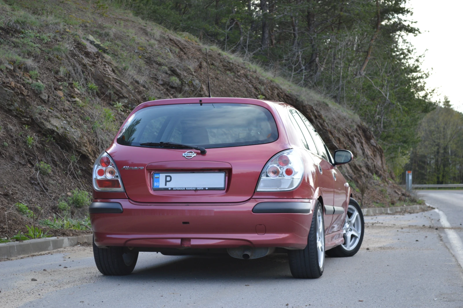 Nissan Almera N16, снимка 3 - Автомобили и джипове - 54260872