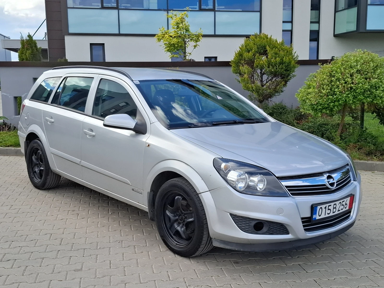 Opel Astra 1.7CDTI* (110кс)* FACELIFT* * НОВ ВНОС* * , снимка 10 - Автомобили и джипове - 54400840