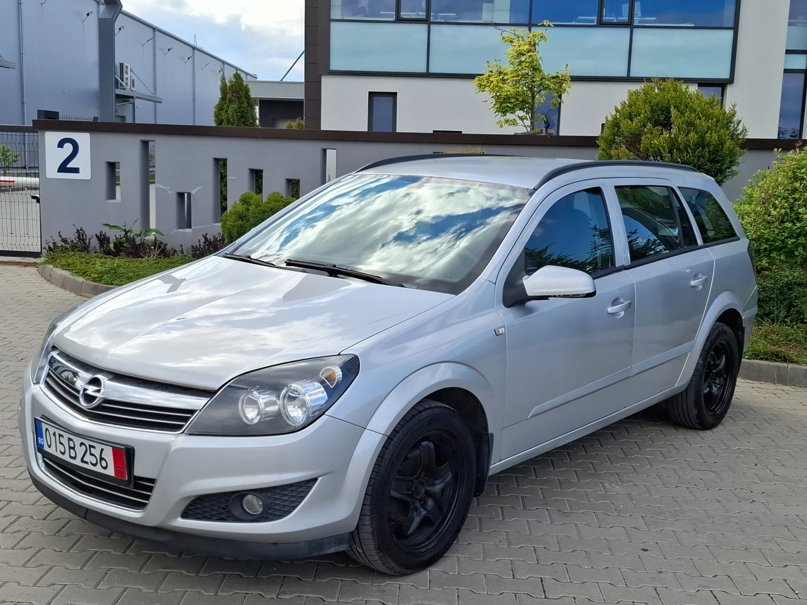 Opel Astra 1.7CDTI* (110кс)* FACELIFT* * НОВ ВНОС* * , снимка 4 - Автомобили и джипове - 54400840