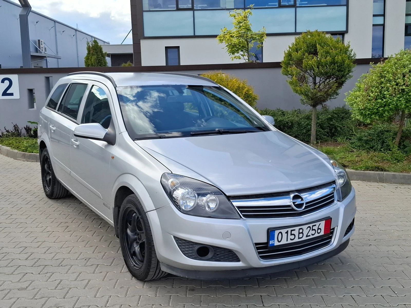Opel Astra 1.7CDTI* (110кс)* FACELIFT* * НОВ ВНОС* * , снимка 8 - Автомобили и джипове - 54400840