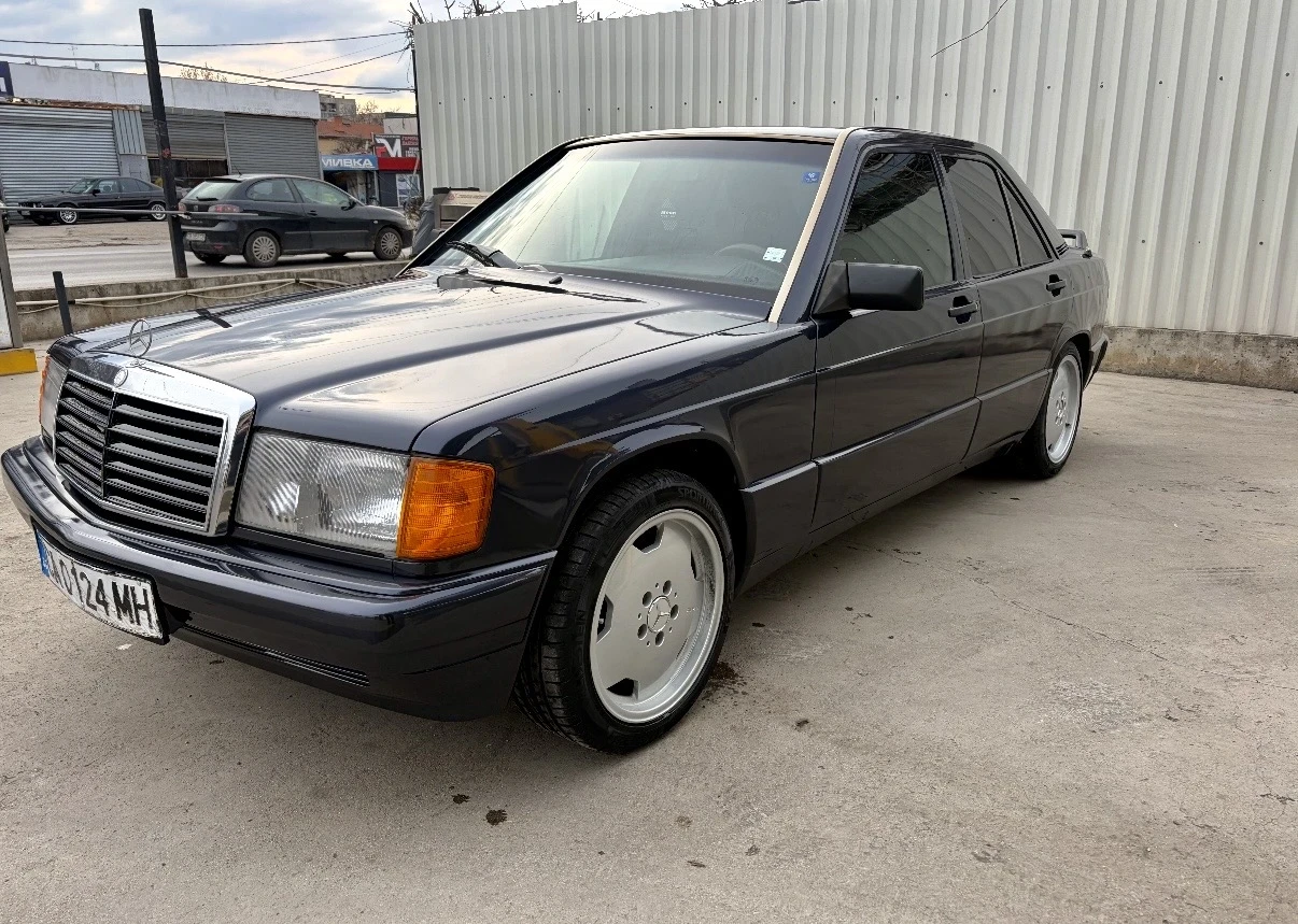 Mercedes-Benz 190 Sportline 2.6, снимка 8 - Автомобили и джипове - 54647715