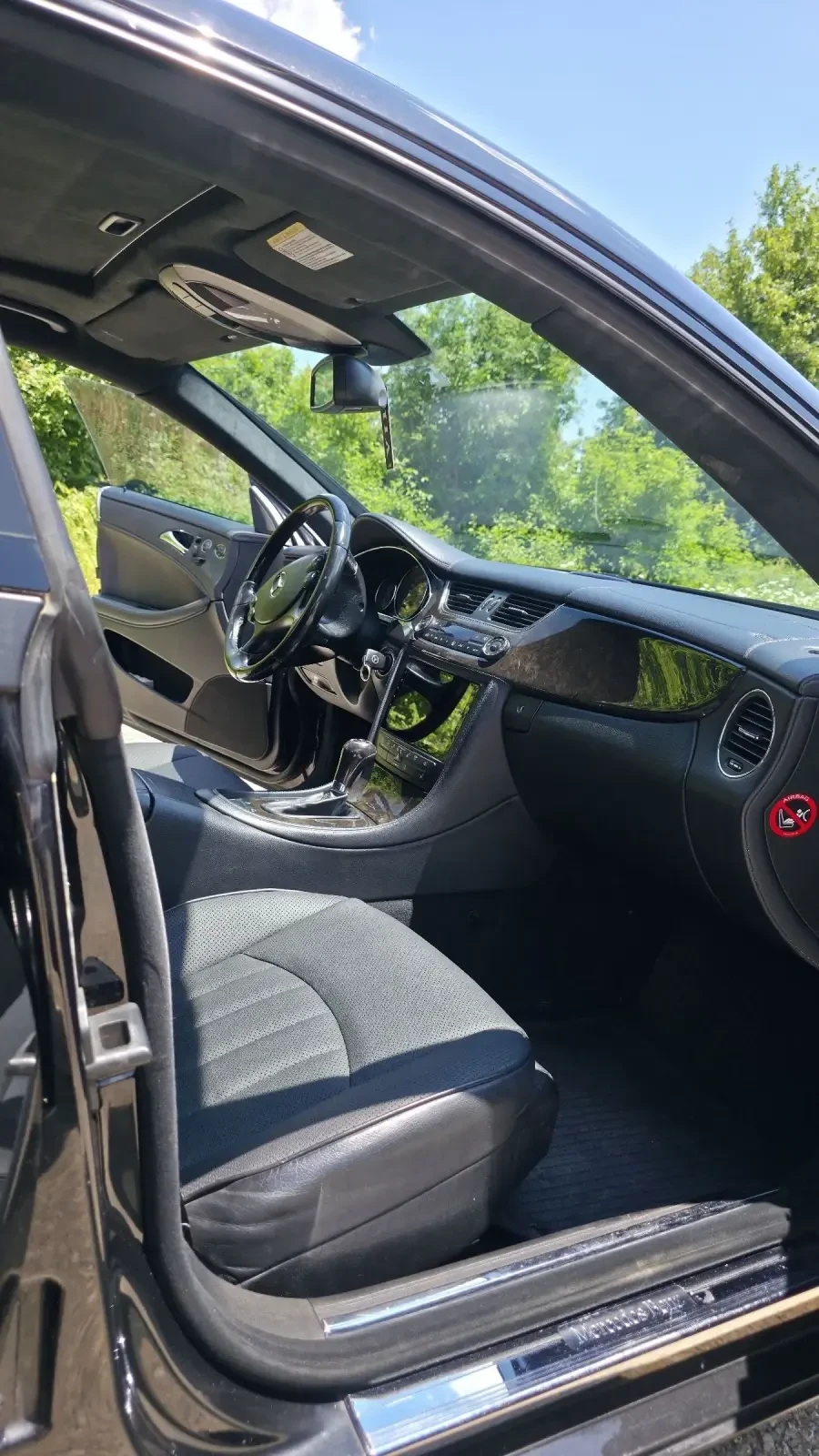 Mercedes-Benz CLS 500 Газ, снимка 8 - Автомобили и джипове - 54714927