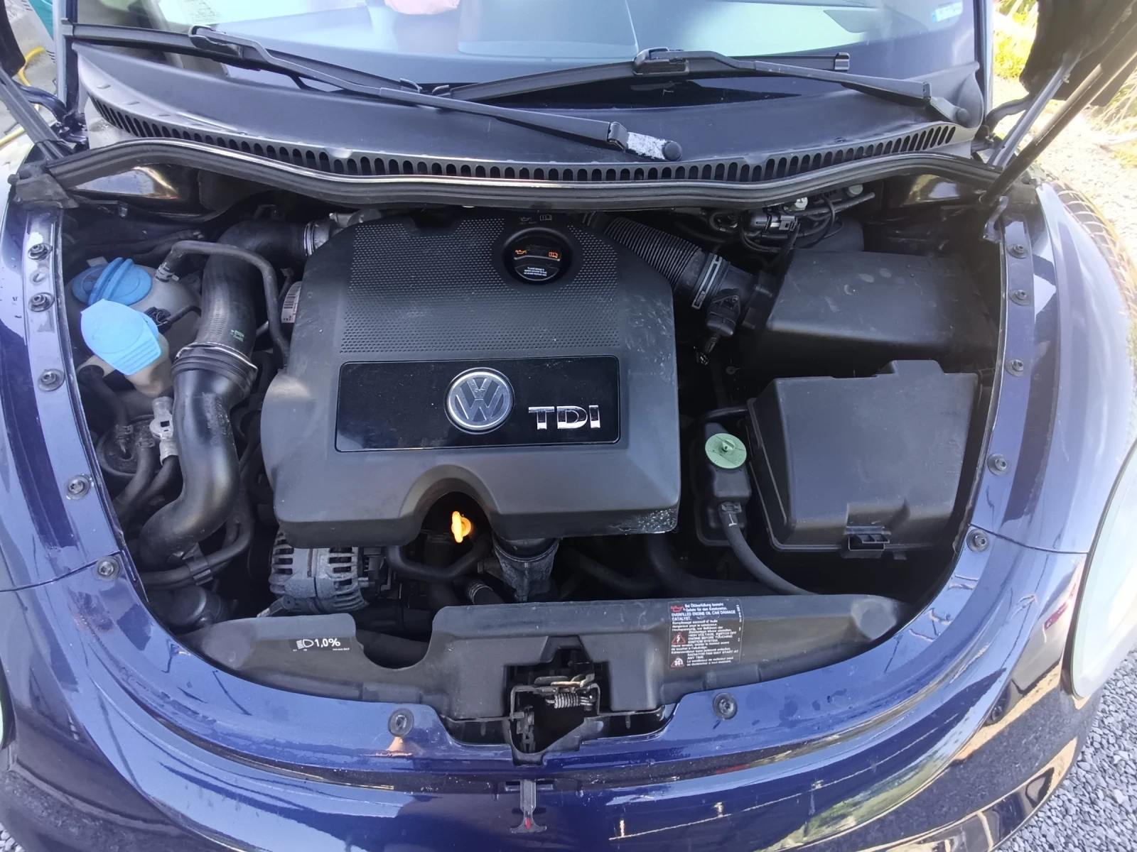 VW New beetle, снимка 8 - Автомобили и джипове - 54722065