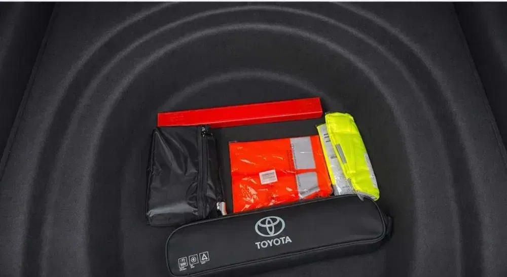 Toyota Corolla, снимка 10 - Автомобили и джипове - 54941093