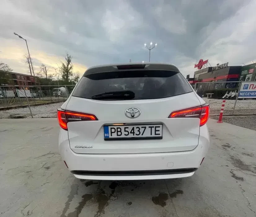 Toyota Corolla, снимка 8 - Автомобили и джипове - 54941093