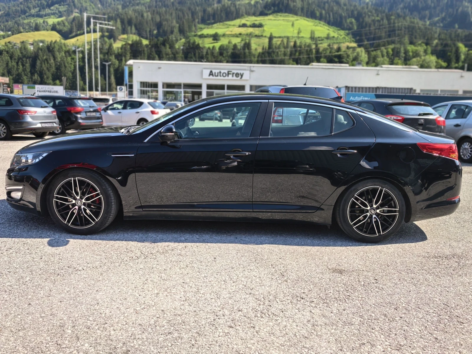 Kia Optima 1.7 136кс Фуул Екстри , снимка 3 - Автомобили и джипове - 55540454