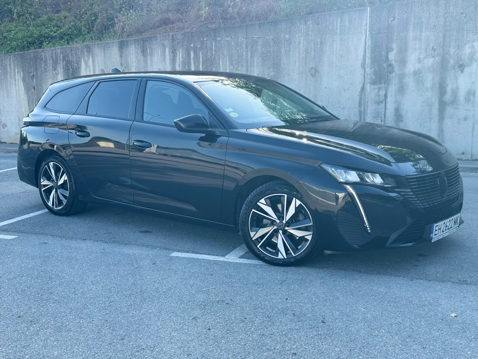 Peugeot 308 1.5 HDI ALLURE EAT8, снимка 4 - Автомобили и джипове - 55658040