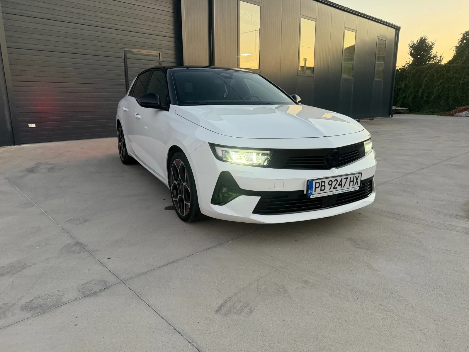 Opel Astra 1.2 131PS GS LINE , снимка 3 - Автомобили и джипове - 55729680