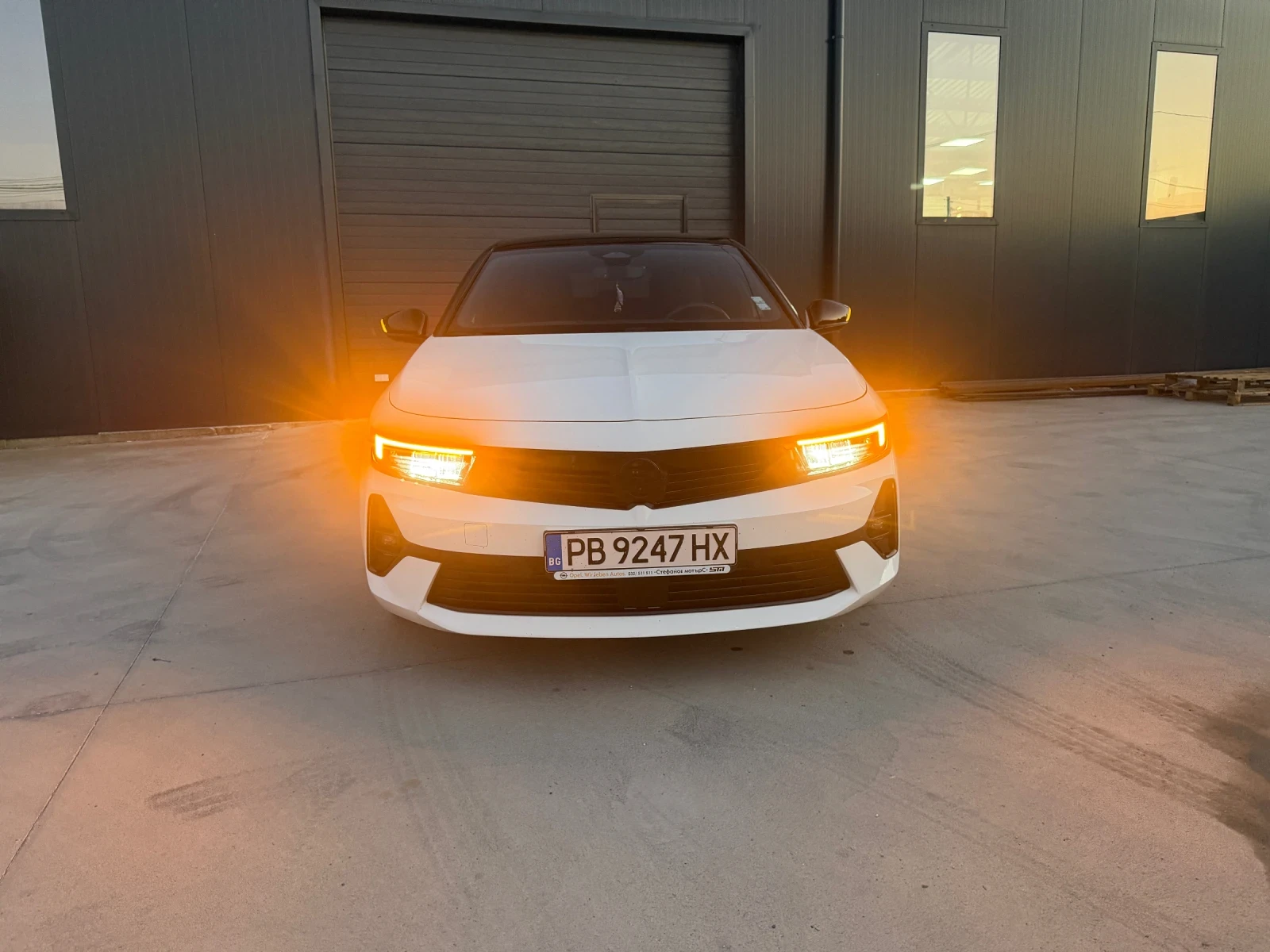 Opel Astra 1.2 131PS GS LINE , снимка 2 - Автомобили и джипове - 55729680