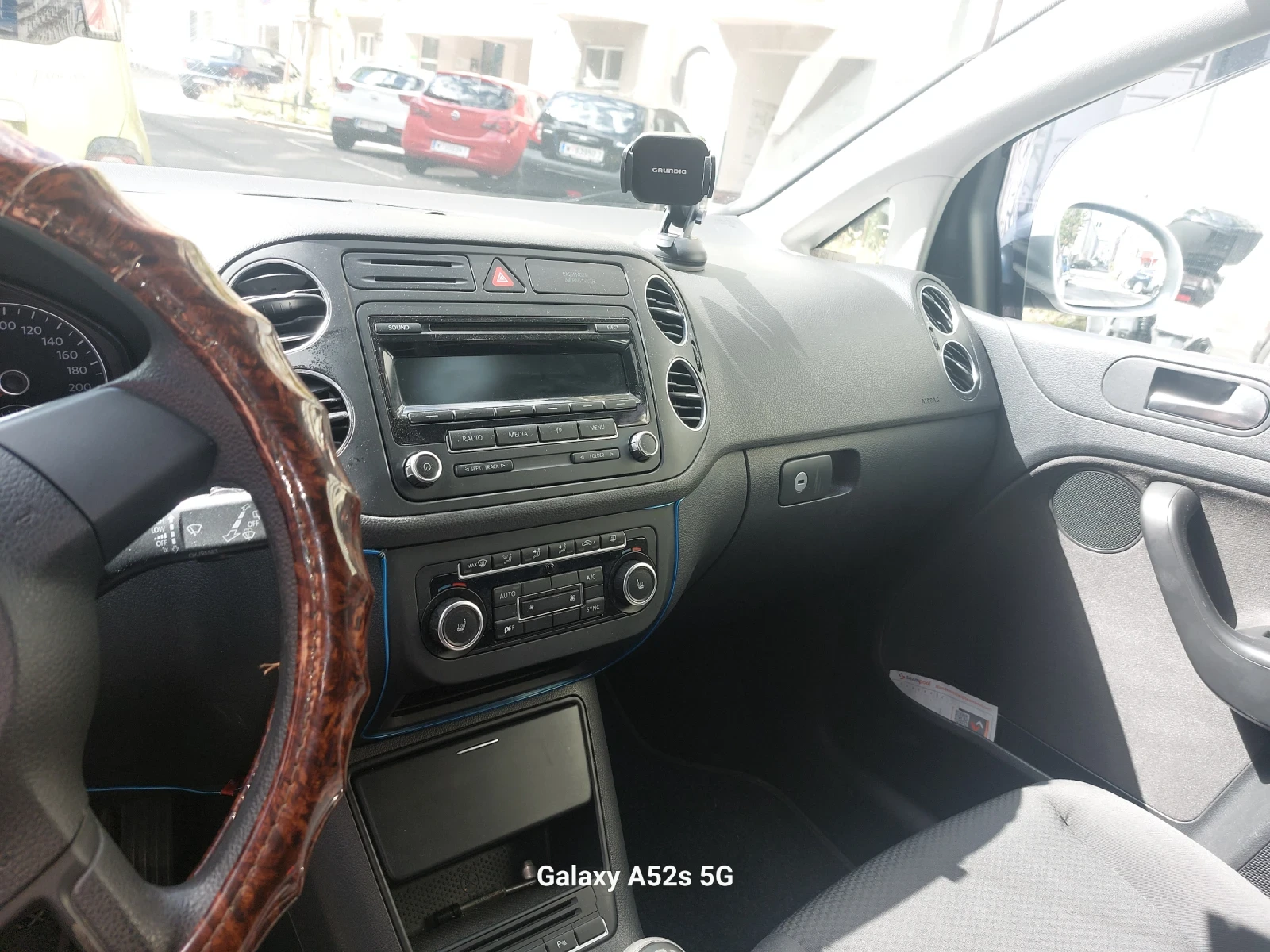 VW Golf Plus, снимка 10 - Автомобили и джипове - 55958439
