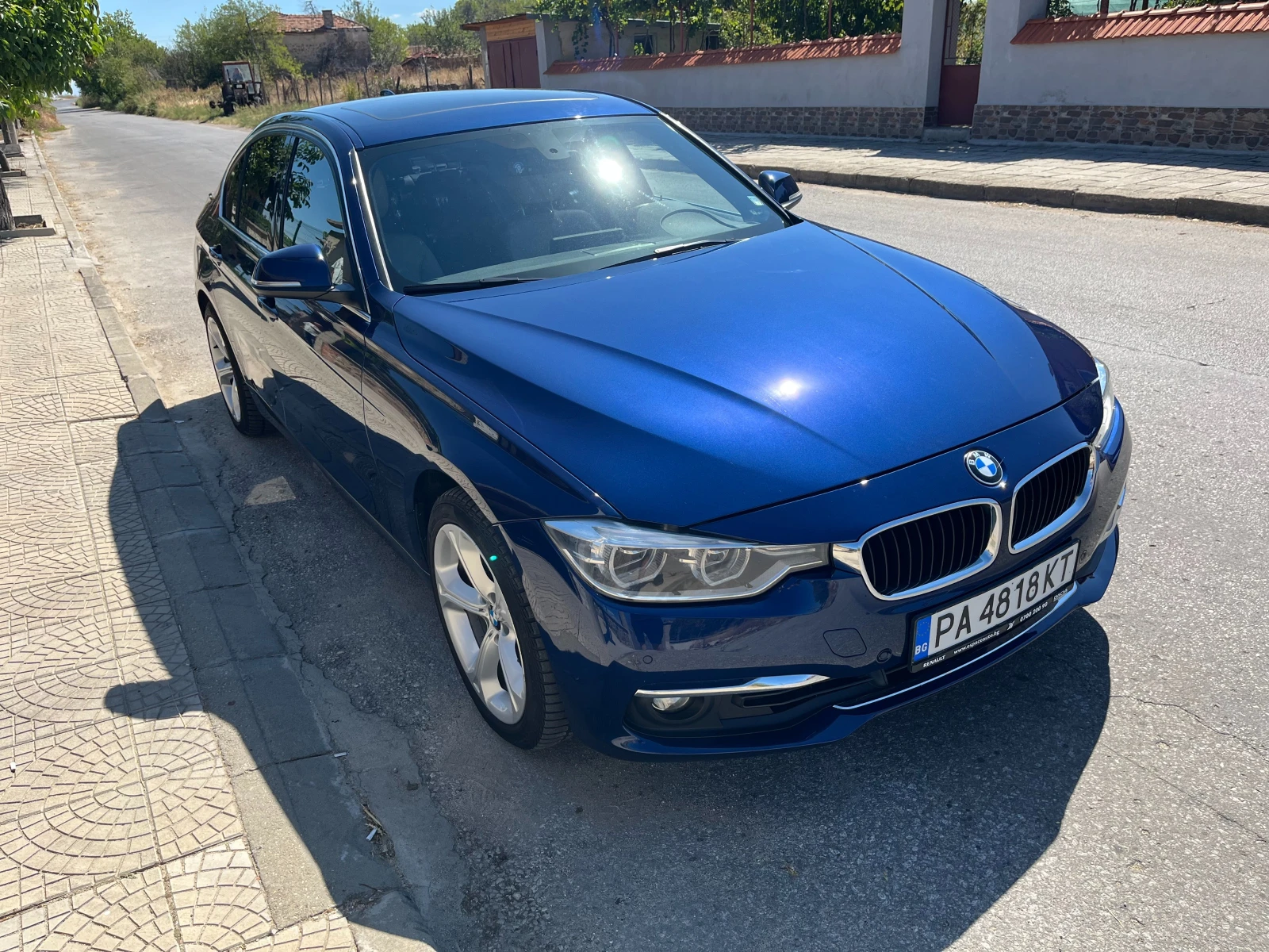 BMW 330 Всичко платено + Каско, снимка 3 - Автомобили и джипове - 56124423