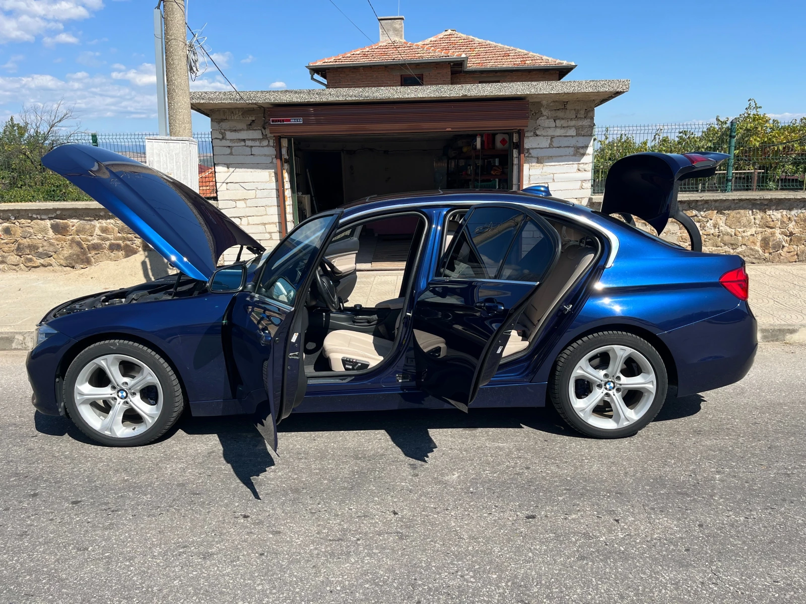 BMW 330 Всичко платено + Каско, снимка 8 - Автомобили и джипове - 56124423