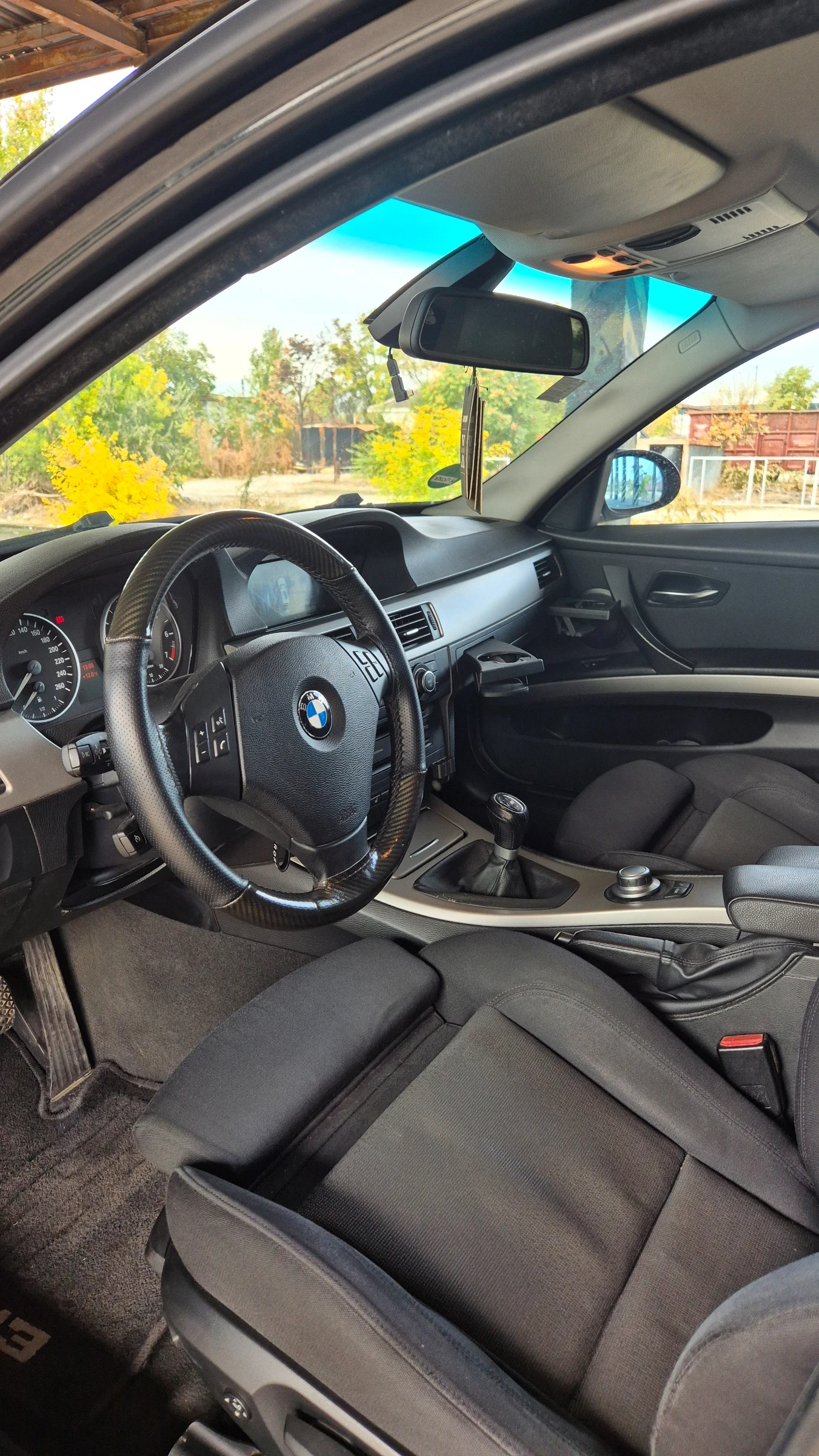 BMW 320, снимка 9 - Автомобили и джипове - 56522001