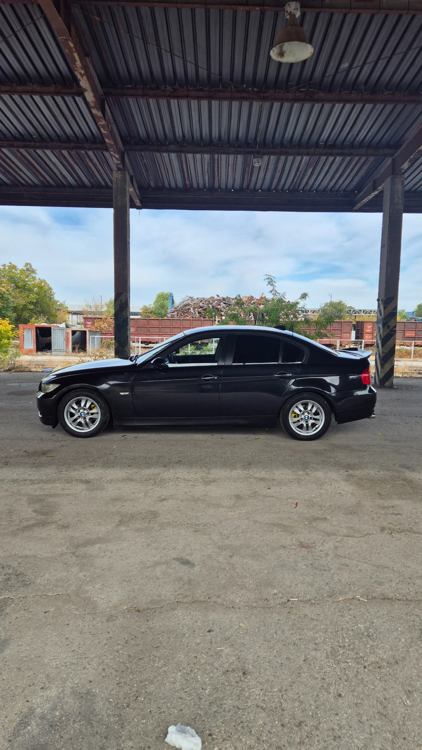 BMW 320, снимка 3 - Автомобили и джипове - 56522001