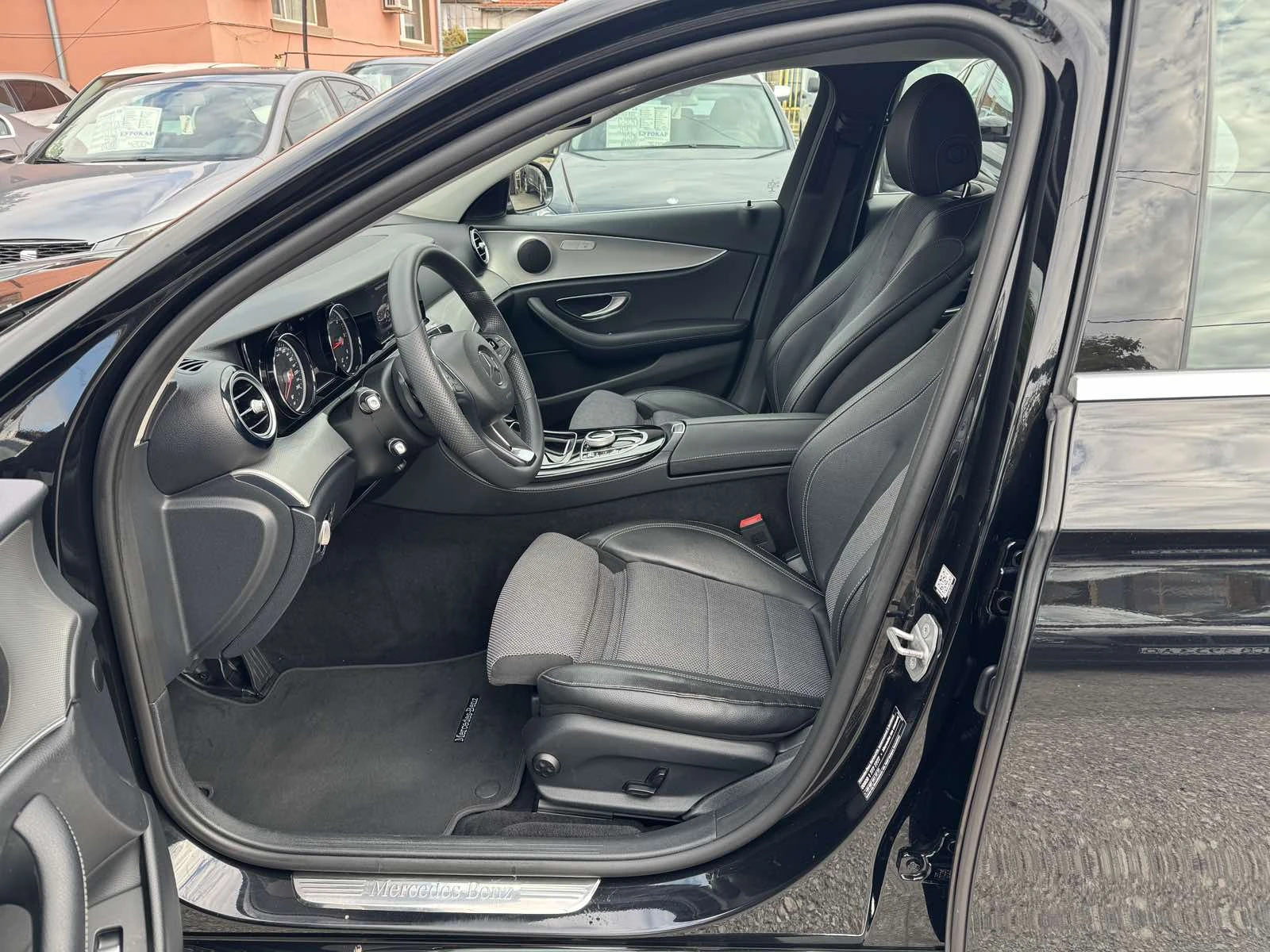 Mercedes-Benz E 220 -9 G-tronic-194�.�.-������ | Mobile.bg � ����������� 10