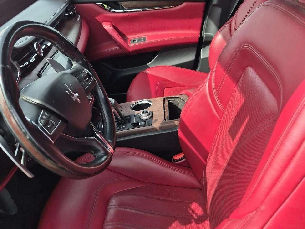 Maserati Quattroporte, снимка 3 - Автомобили и джипове - 56685308