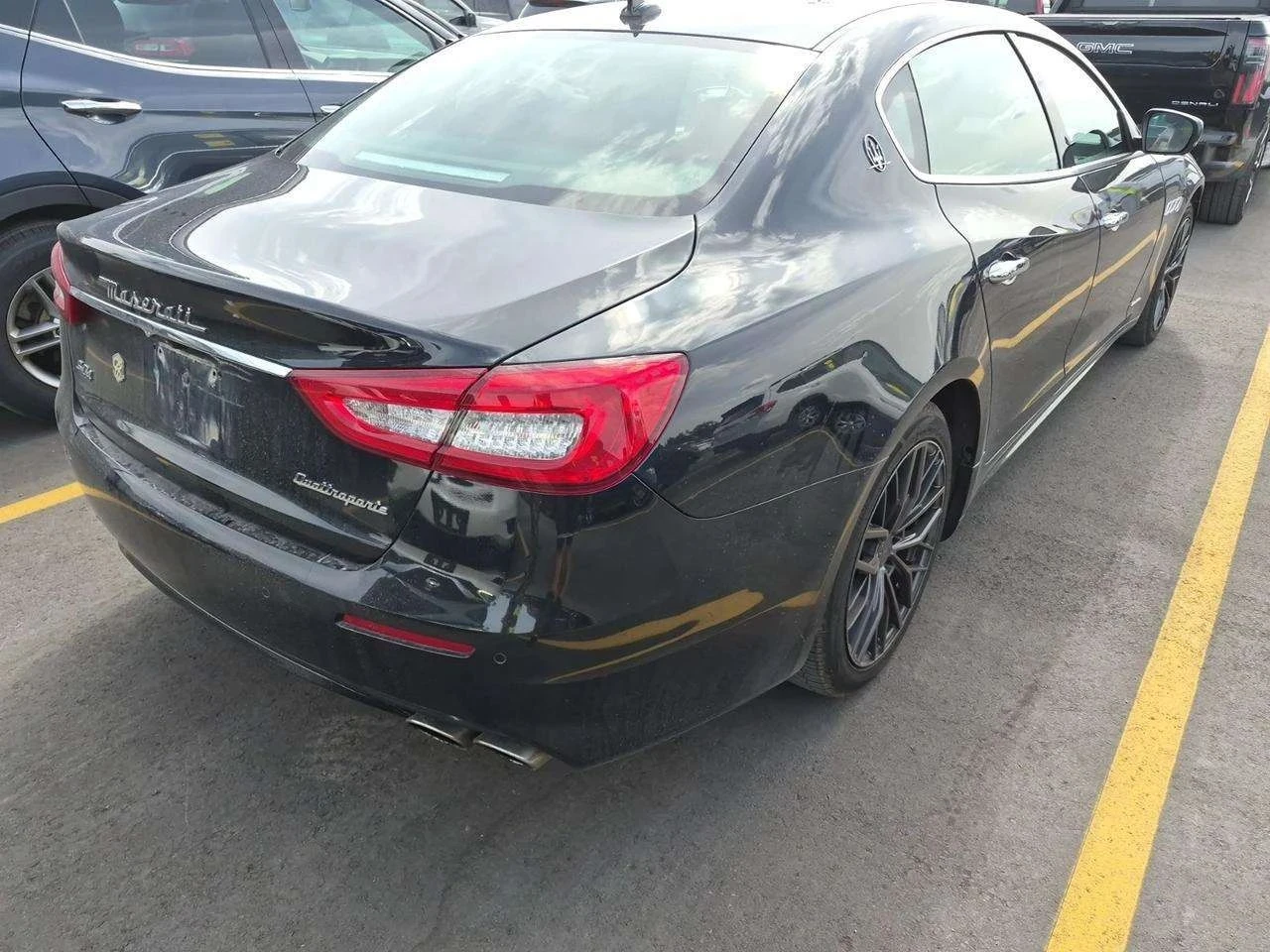 Maserati Quattroporte, снимка 2 - Автомобили и джипове - 56685308