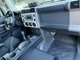 Toyota Fj cruiser - 26900 € / 52611.83 лв. - 64944386 11