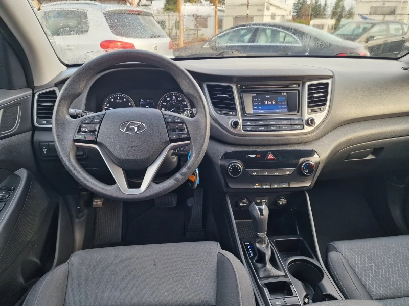 Hyundai Tucson 2.0i/Aвт./Лизинг, снимка 17 - Автомобили и джипове - 47444461