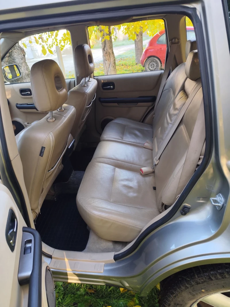 Nissan X-trail, снимка 9 - Автомобили и джипове - 52221681