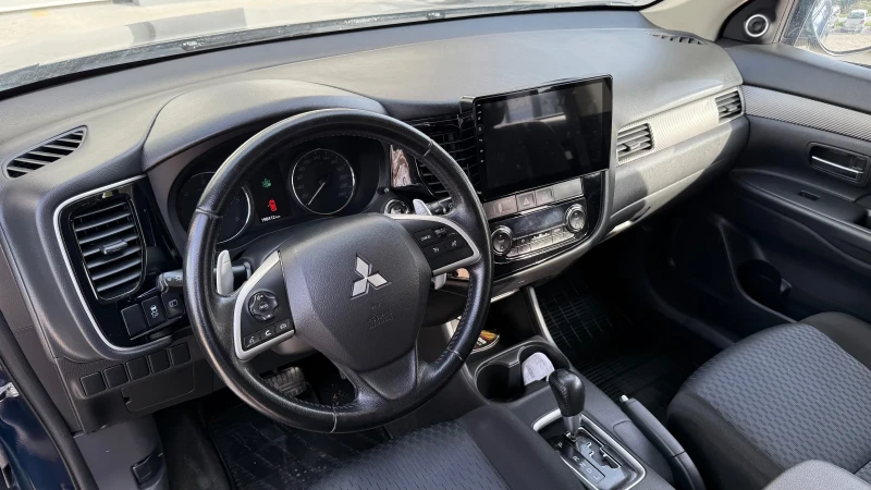 Mitsubishi Outlander 3, снимка 5 - Автомобили и джипове - 52512616