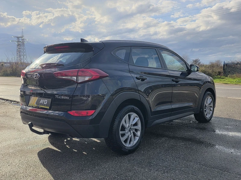 Hyundai Tucson 1.7CRDI AUTOMATIC, снимка 4 - Автомобили и джипове - 52677950