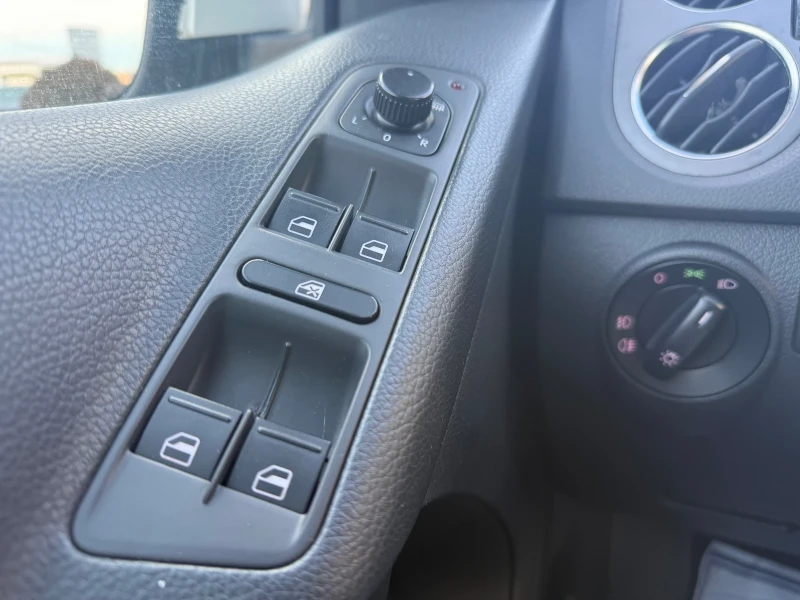 VW Tiguan 4Motion+ 2.0TDI+ DSG+ Euro5A, снимка 14 - Автомобили и джипове - 53492123