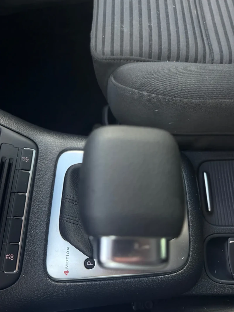 VW Tiguan 4Motion+ 2.0TDI+ DSG+ Euro5A, снимка 13 - Автомобили и джипове - 53492123